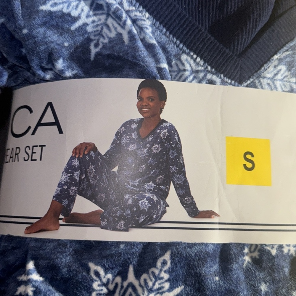 BRAND NEW NAUTICA 2PC WOMENS SLEEPWEAR SET SIZE SMALL - Picture 3 of 5